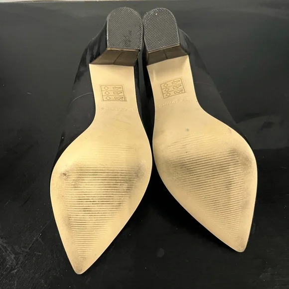 Spring heels - Picture 3 of 3